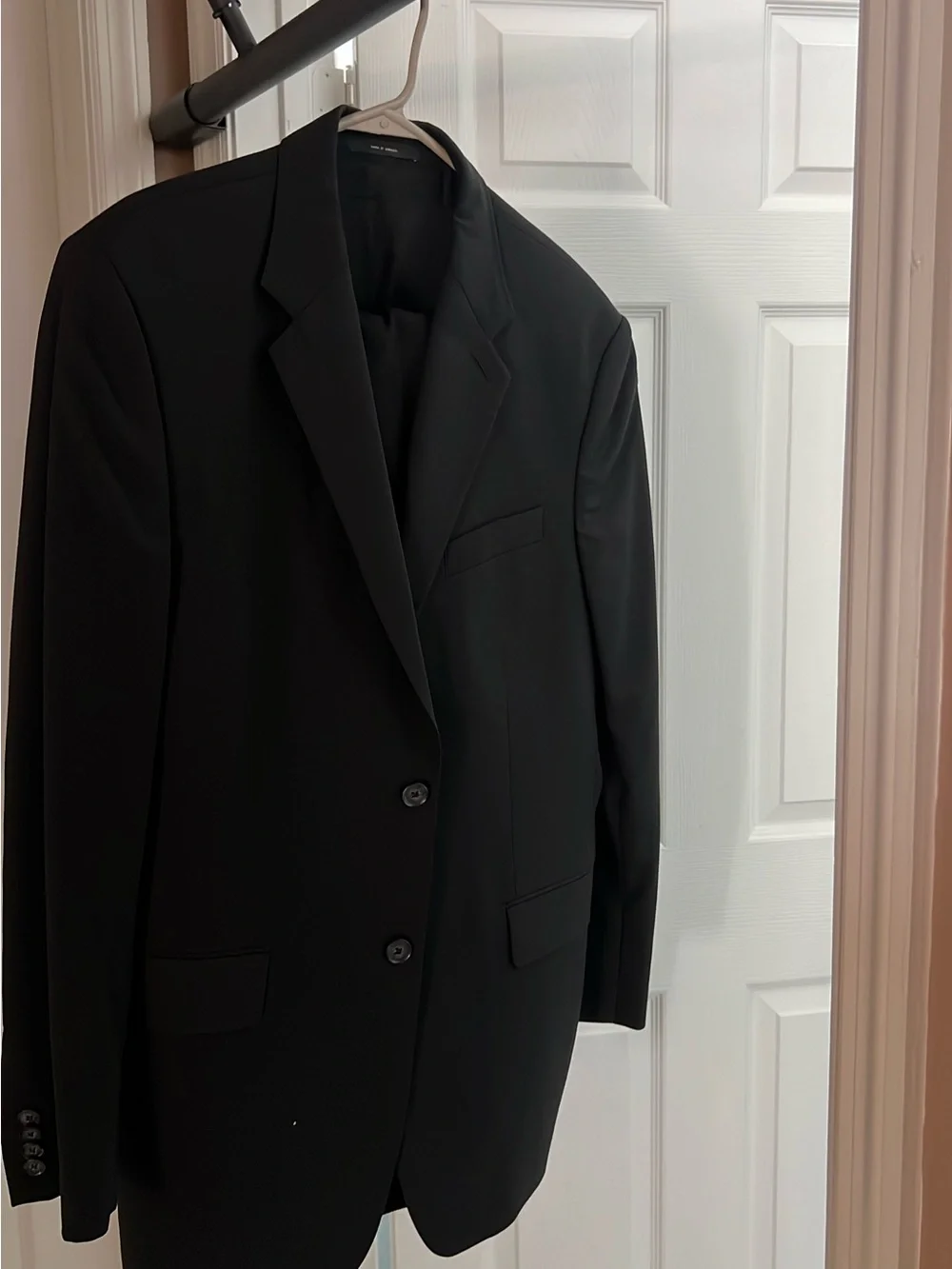 Express Men's Black Single-Breasted Two-Button Suit Jacket